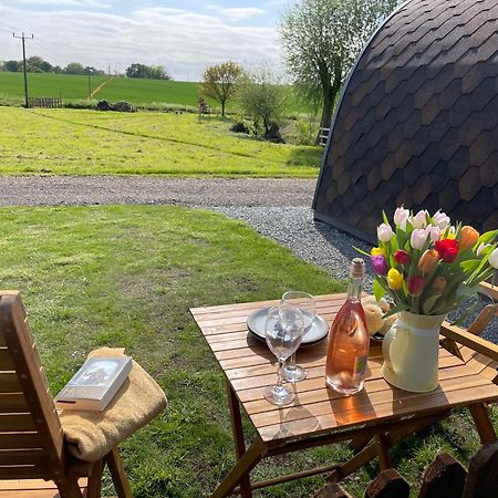 Waterpump Pod For 2 Adults With Ensuite In The Suffolk Countryside Badingham Exterior photo