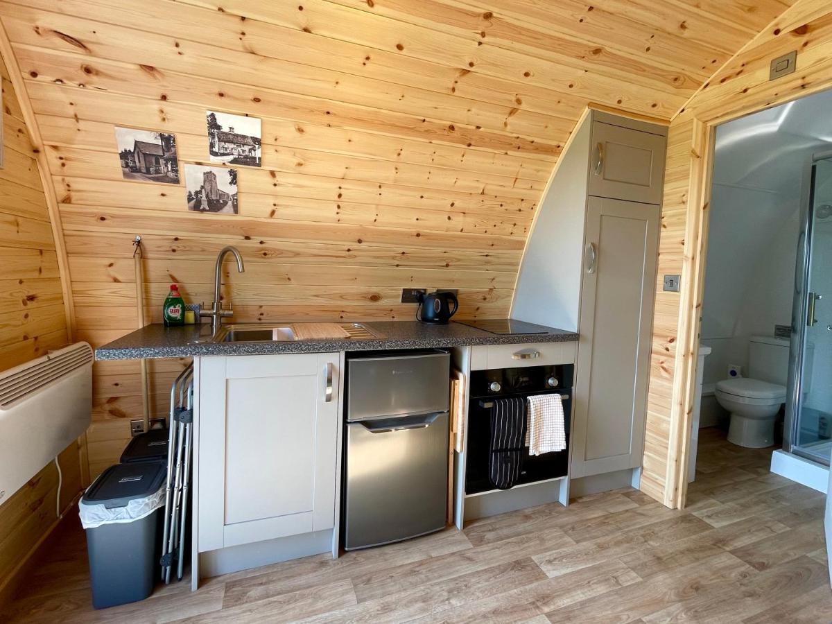 Waterpump Pod For 2 Adults With Ensuite In The Suffolk Countryside Badingham Exterior photo